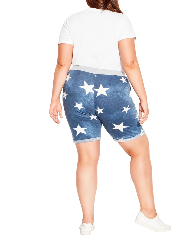 Plus size model wearing Jenny Star Print Drawstring Knit Short by Avenue | Dia&Co | dia_product_style_image_id:191220